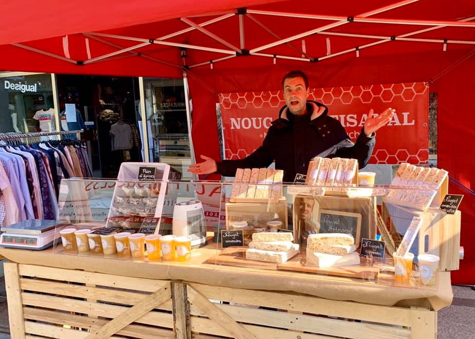 image stand vente sur les marchés